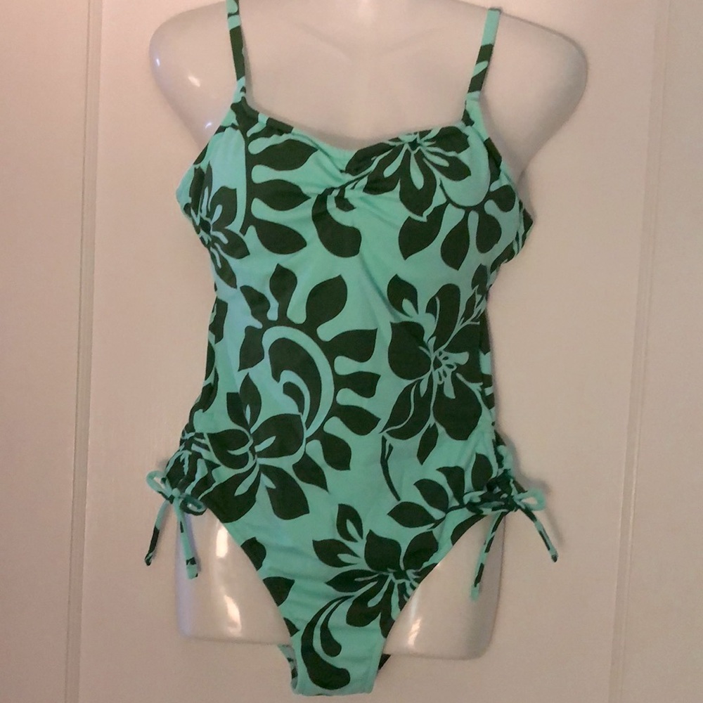 Raisins One Piece Swimsuit size LG/10